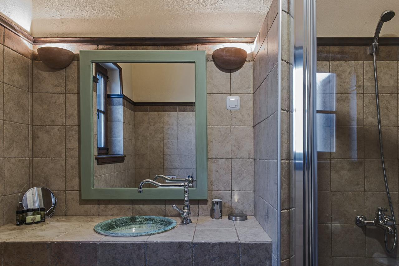 Arxontiko Mytilineou - Skretaion Bed & Breakfast Neochori  Exterior foto